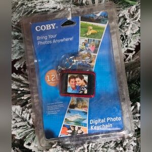 Digital photo keychain